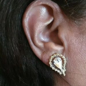 Vintage 50’s Rhinestone cluster clip on earrings.